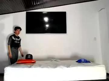 gnecos on Chaturbate