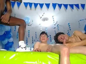 gnecos on Chaturbate