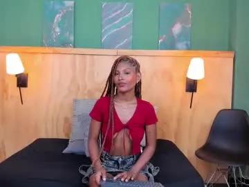 Freechat halleylorens on Chaturbate