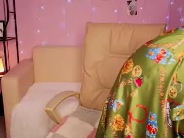 Freechat helens_lov on Chaturbate