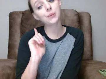 hi_cut_cutie on Chaturbate