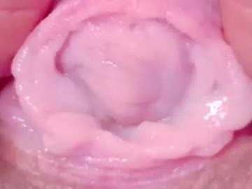 horny_moly on Chaturbate