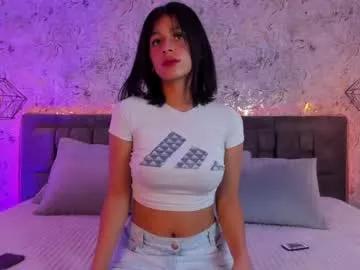 imkrystall on Chaturbate