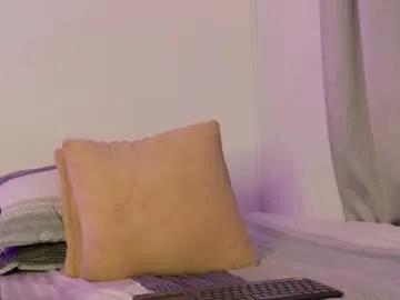 isahilton1 on Chaturbate