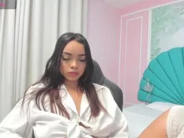 Freechat isis_loraine_ on Chaturbate