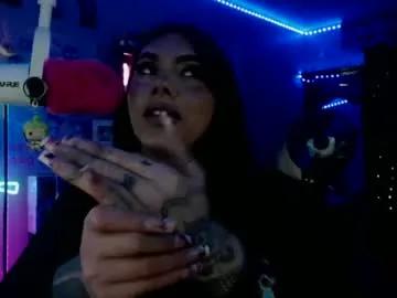 itsnickibabyy on Chaturbate