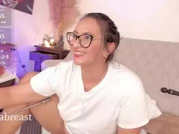 ivannabreastoficial on Chaturbate