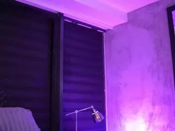 Freechat ivyrowa on Chaturbate