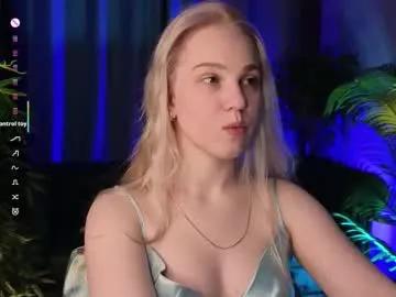 Away jeancoleex on Chaturbate