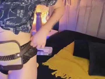 Freechat jeannesabatier on Chaturbate