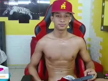 jose_sexycumm on Chaturbate