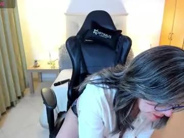 juliannemore on Chaturbate