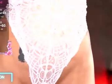 kairaandrews on Chaturbate