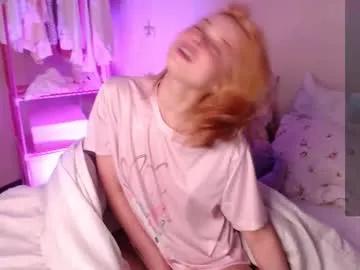 katie_deville on Chaturbate