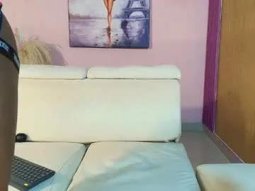 Freechat kender21_ on Chaturbate