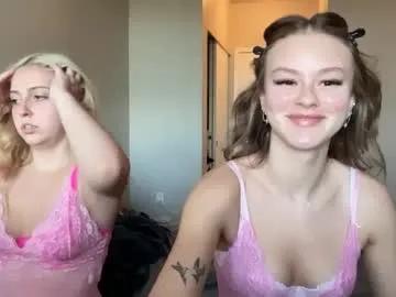 Freechat kenziesmithh on Chaturbate