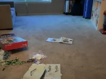 Freechat kenziesmithh on Chaturbate