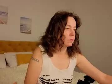kiraadamss on Chaturbate