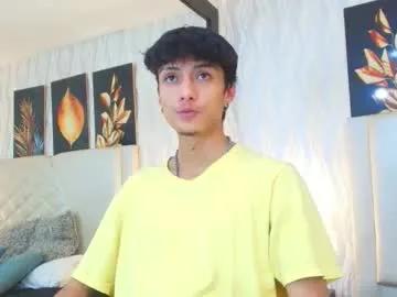 lean_portman — welcome to the Lean room! ready for the show Cum explosion!  #cum #young  #abs #bigdick #abdomen  [500 tokens remaining]