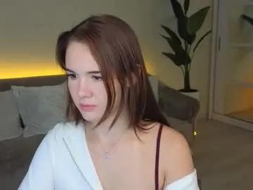 linda__robertz on Chaturbate