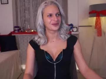 Freechat little_heart_andreea on Chaturbate