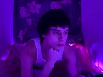 luan2006lovecarti on Chaturbate