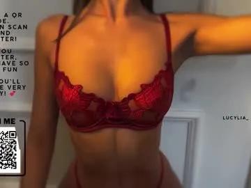 lucylia_ on Chaturbate