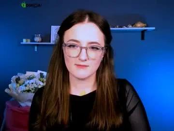 luna_berryy on Chaturbate