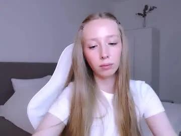 luna_insanity — doggy in panties #shy #blonde #natural #skinny [130 tokens remaining]