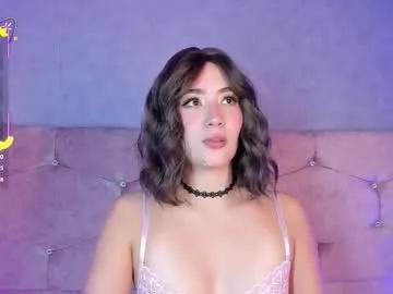 Group lunar_leen on Chaturbate
