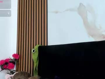 Freechat madelin_clerk on Chaturbate