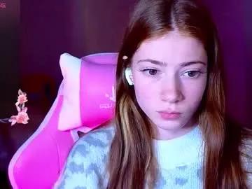 magicladyy — GOAL: a kiss [1445 tokens remaining] Welcome to my room! #findom  #muscles #nonude #sph #lesbian