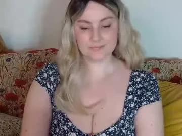 mathilde_solveig on Chaturbate