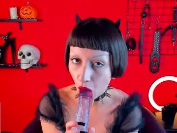 matilda_ardent — GOAL: Spank ass 5x [17 tokens remaining] Welcome to my room! #goth #young #smoke #blowjob #footjob