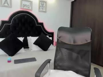 Freechat maxxicruz on Chaturbate