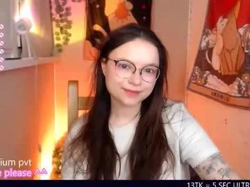 Freechat me_hanna on Chaturbate