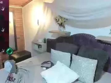 Freechat meow_mota on Chaturbate