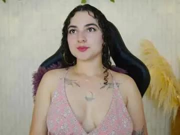 merida_bell18 on Chaturbate