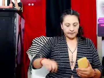 merlyna_goldens on Chaturbate