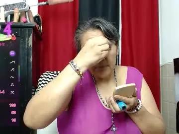 merlyna_goldens on Chaturbate