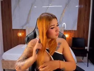 mia_18v on Chaturbate