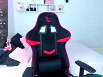 Freechat miascarlettttt on Chaturbate