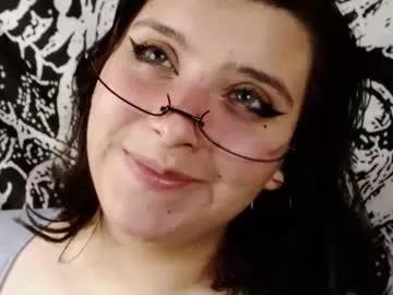 mikaskullcs on Chaturbate