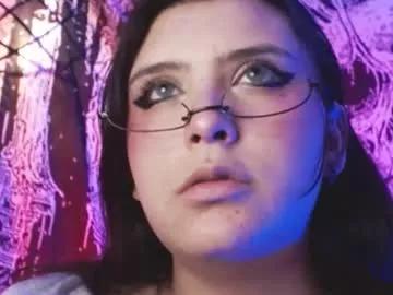 mikaskullcs on Chaturbate