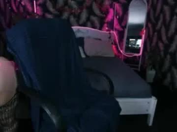 mira_fyre on Chaturbate