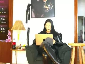 mistresslavinia_ on Chaturbate