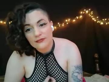 Freechat mistressquynnxo on Chaturbate