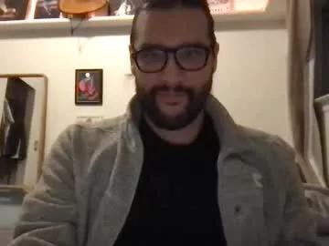 molten_escargot on Chaturbate