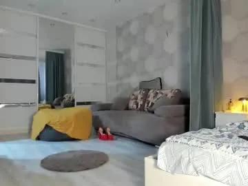 moni_carroll on Chaturbate