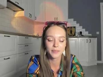 moni_carroll on Chaturbate